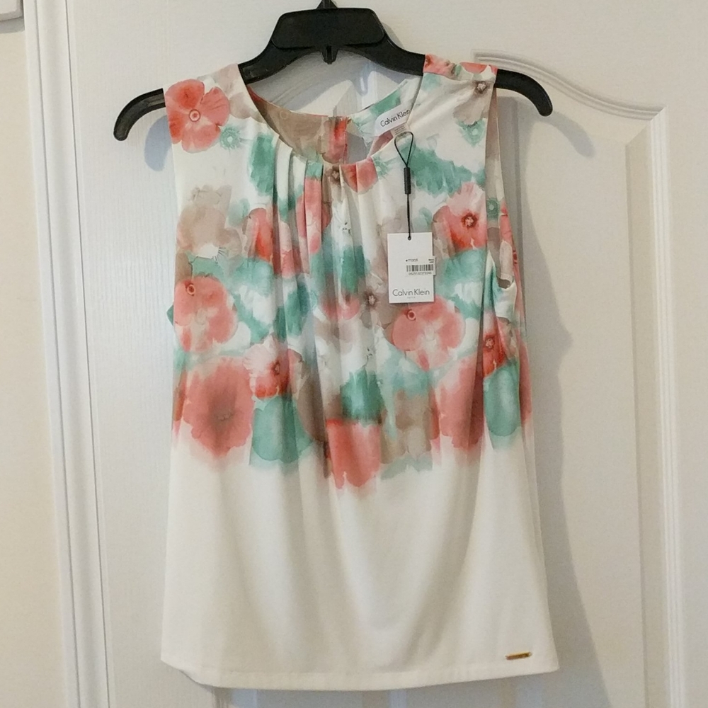 Ladies Sleeveless Spring top by Calvin Klein
